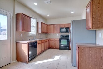 5829 Mt Plymouth Mt in Fort Worth, TX - Building Photo - Building Photo