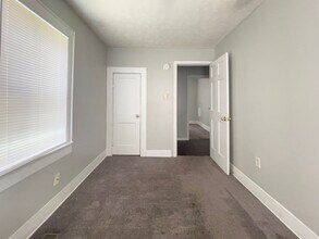 1711 N Ball Ave in Muncie, IN - Foto de edificio - Building Photo