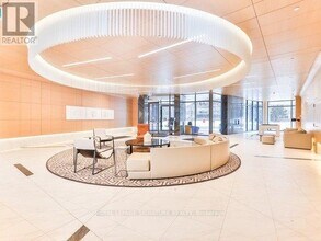 99 The Donway W in Toronto, ON - Building Photo - Building Photo