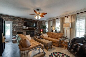 202 SE Dockery Ln in Cleveland, TN - Foto de edificio - Building Photo
