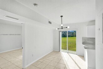3398 NE 9th Dr in Homestead, FL - Building Photo - Building Photo
