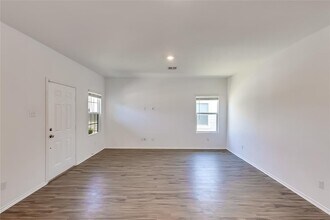 362 Geode Glen in Maxwell, TX - Building Photo - Building Photo