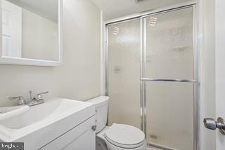 6713 Renita Ln in Bethesda, MD - Building Photo - Building Photo