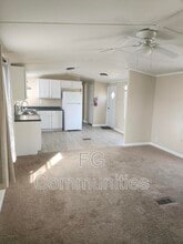 1021 Crystal Blvd in Selma, NC - Building Photo - Building Photo