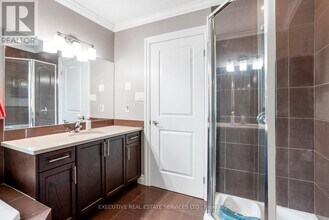 2884 Devon Road in London, ON - Building Photo - Building Photo