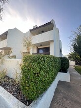 6818 Caminito del Greco in San Diego, CA - Building Photo - Building Photo