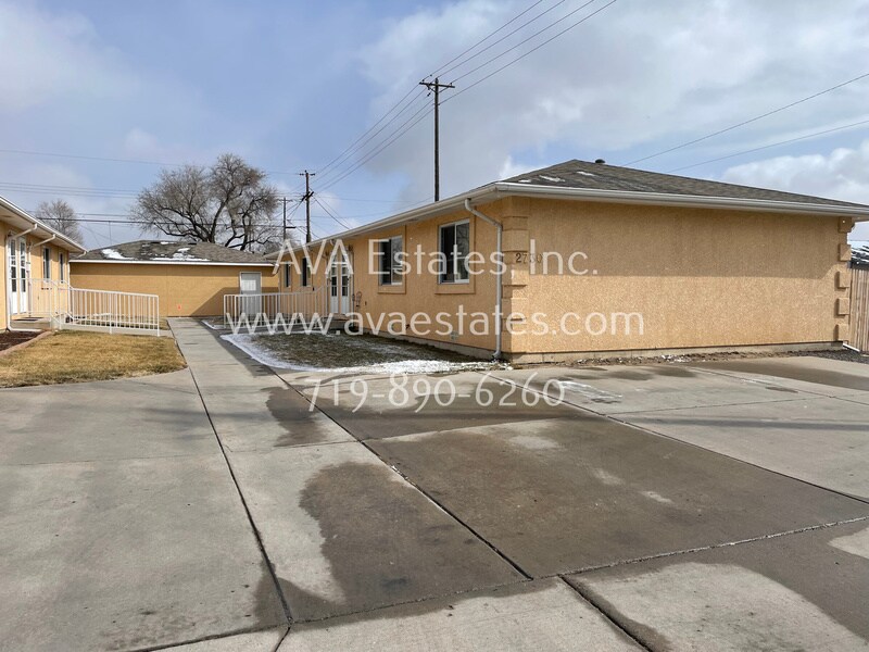 2726 Poplar St Photo