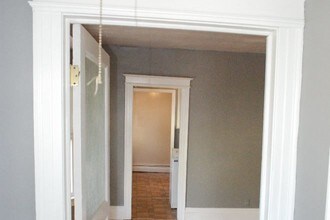 27 Harper St, Unit 1 in Rochester, NY - Building Photo - Building Photo