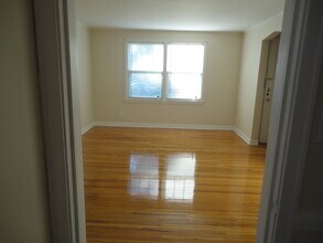 615 Starin Ave, Unit 2 South in Buffalo, NY - Foto de edificio - Building Photo