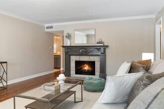 15923 Preston Rd in Dallas, TX - Building Photo - Building Photo