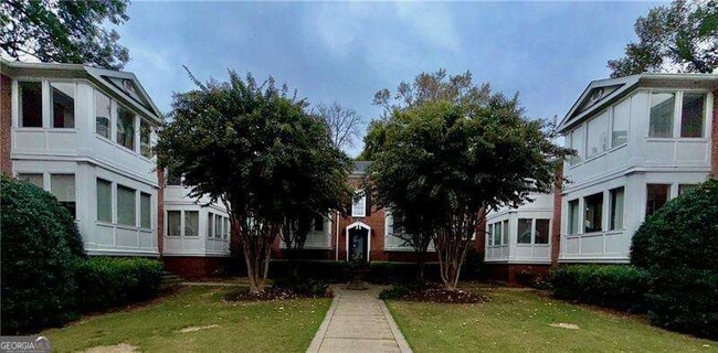 property at 115 Peachtree Memorial Dr NW