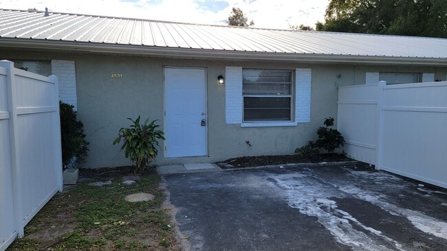4531 67th St W in Bradenton, FL - Building Photo - Building Photo