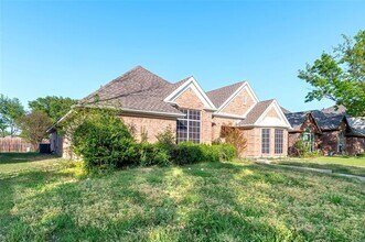 1224 Woodthorpe Dr in Mesquite, TX - Building Photo - Building Photo