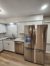 1212 Bell Ave in Mattoon, IL - Building Photo - Building Photo