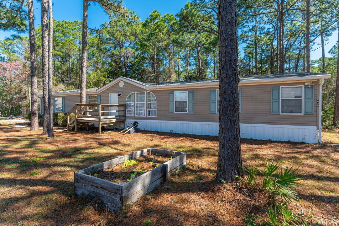 444 Peachtree Cir in Santa Rosa Beach, FL - Building Photo