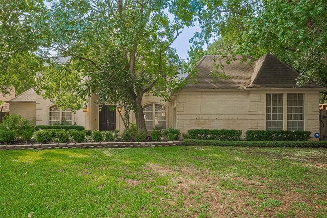 1123 Horseshoe Dr in Sugar Land, TX - Building Photo - Building Photo
