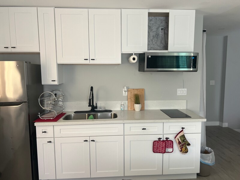 2437 Cochran Ave in Los Angeles, CA - Building Photo