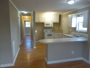 1990 US-13 in Farmville, NC - Building Photo - Building Photo