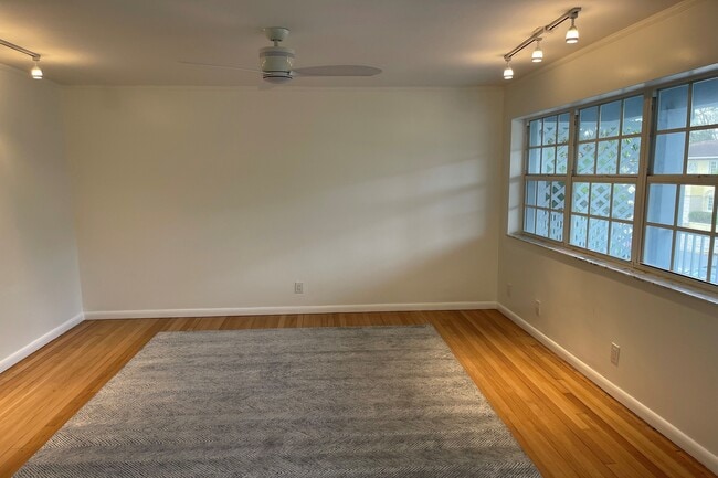 234 Oleander Ave in Palm Beach, FL - Building Photo - Building Photo