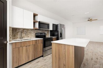 605 Jasper St in Edinburg, TX - Building Photo - Building Photo