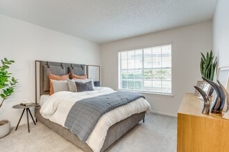 Wray North Dallas in Dallas, TX - Building Photo - Building Photo