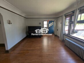 3743 W Broadway in Minneapolis, MN - Building Photo - Building Photo