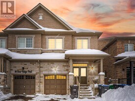 14 Deer Ridge Trail in Caledon, ON - Building Photo