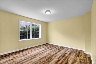 220 Alder St in Waterbury, CT - Building Photo - Building Photo