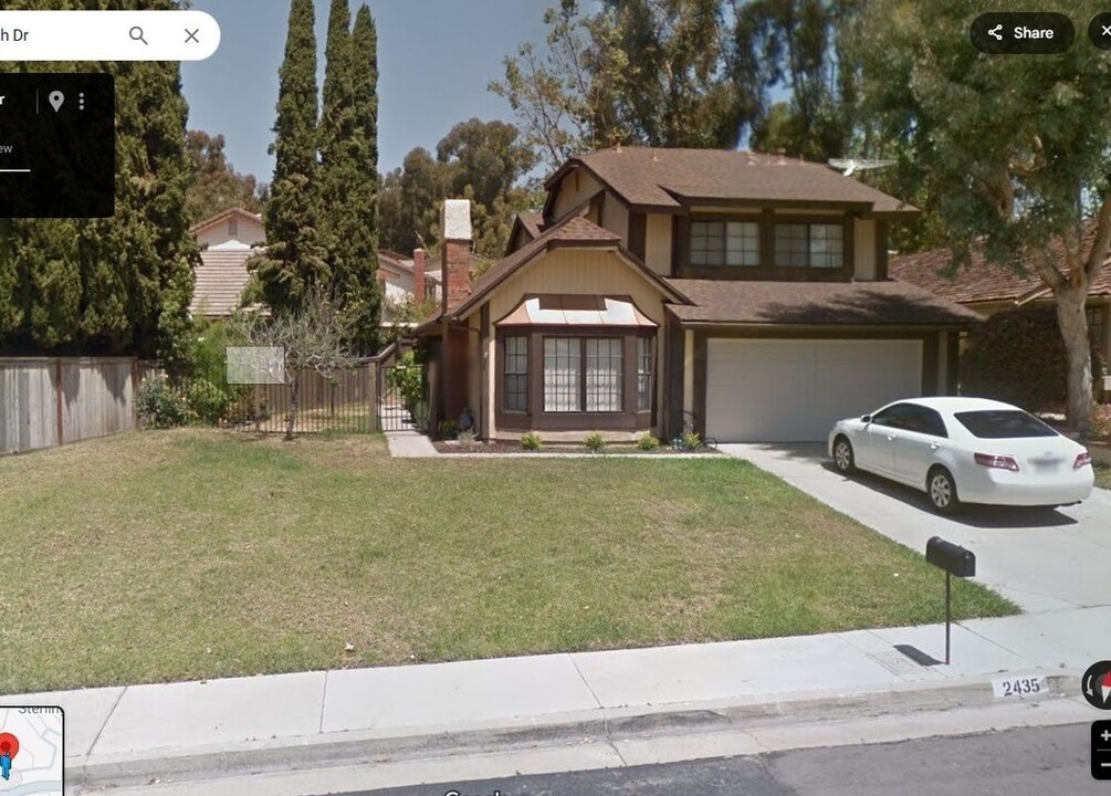 2435 Greenwich Dr in Fullerton, CA - Building Photo
