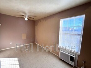 813 E Huntsville Ave in Springdale, AR - Building Photo - Building Photo