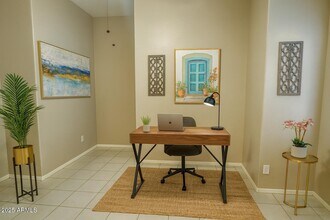 231 E Krista Way in Tempe, AZ - Building Photo - Building Photo