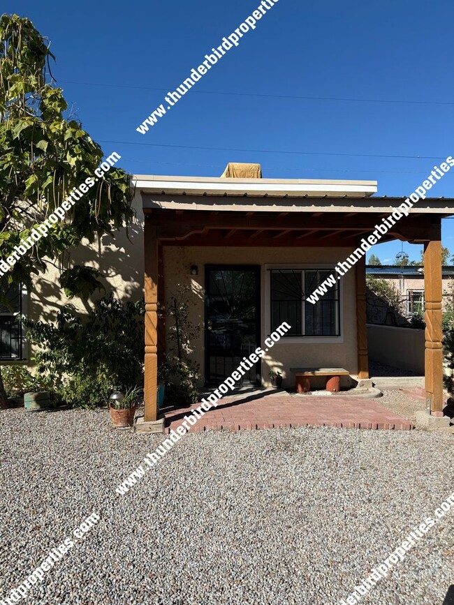 607 Delamar Ave NW in Albuquerque, NM - Building Photo - Building Photo