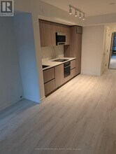 110 Broadway Ave in Toronto, ON - Building Photo - Building Photo