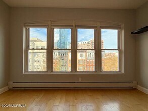 112 Liberty View Dr. in Jersey City, NJ - Building Photo - Building Photo