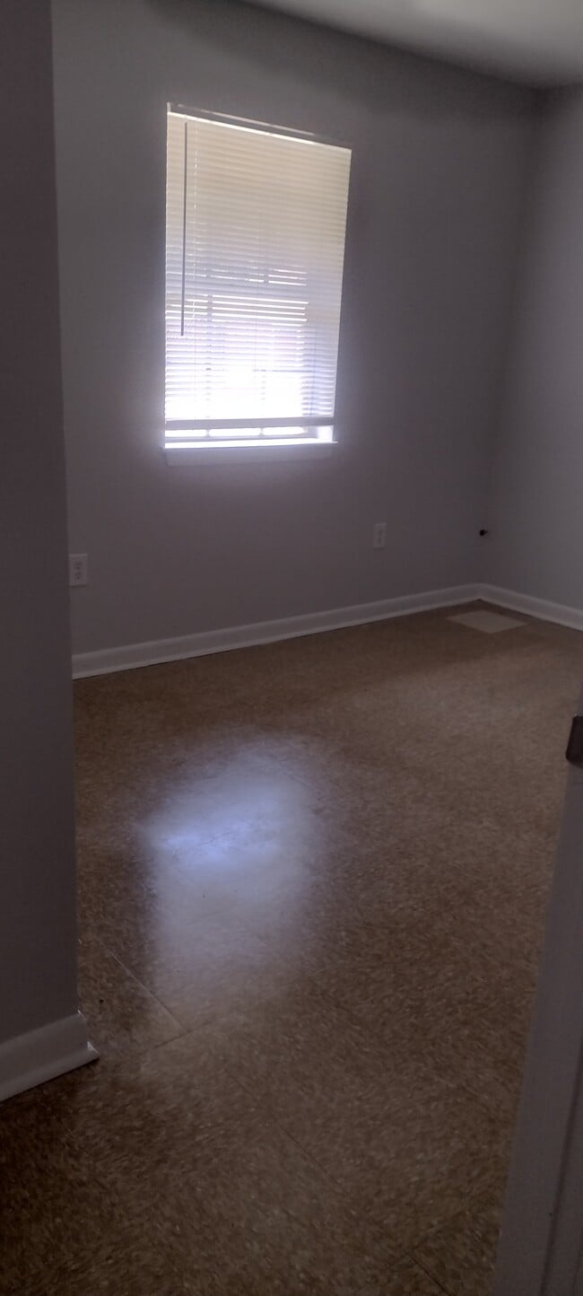 141 Clinton Ct in Hammond, LA - Building Photo - Building Photo