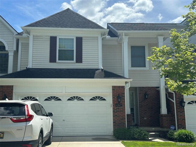 property at 41827 Yeats Dr
