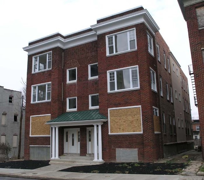 2443 Callow Ave in Baltimore, MD - Building Photo - Building Photo