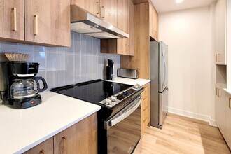 3000 Av. Colomb in Brossard, QC - Building Photo - Building Photo