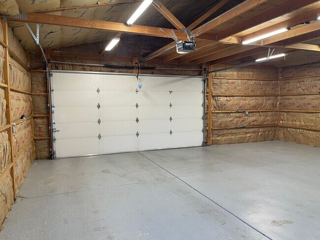 2379 Bunch Way in Carson City, NV - Building Photo - Building Photo