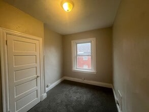 3235-3237-3237 Bainton St in Pittsburgh, PA - Building Photo - Building Photo