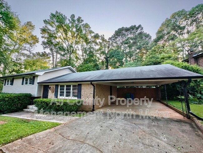 property at 4098 Idlevale Dr