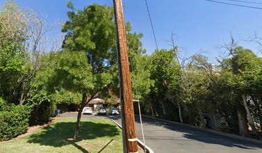 2142 Butte St in Redding, CA - Building Photo - Building Photo