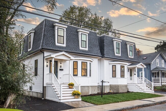 property at 34 Waverly Pl