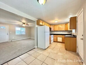 874 Linley Ct in Denver, CO - Building Photo - Building Photo