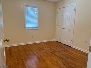 346 River Dr in Garfield, NJ - Building Photo - Building Photo