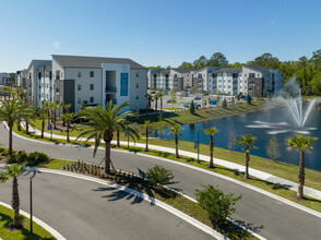 Grand Cypress in Saint Johns, FL - Building Photo - Building Photo