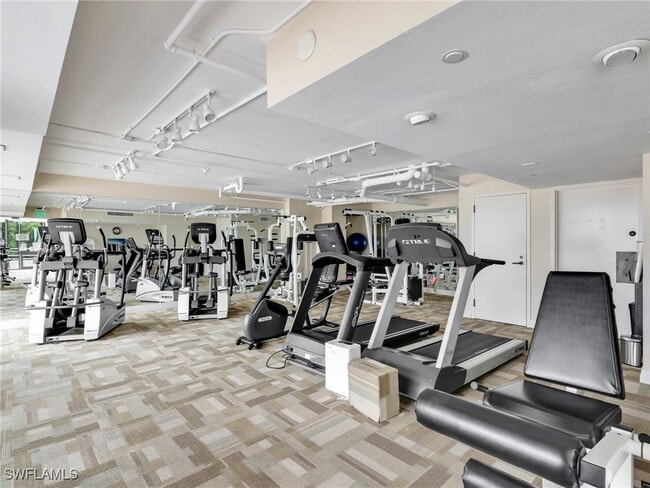 4751 Gulf Shore Blvd N