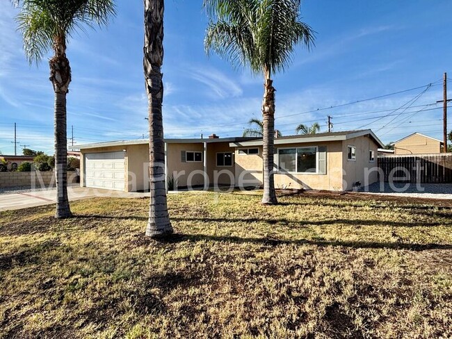 9628 Madrona Dr in Fontana, CA - Building Photo - Building Photo