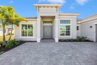 12655 Wellen Golf St, Unit 0610 in Venice, FL - Building Photo - Building Photo