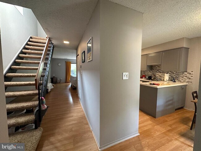 2215 Cartwright Pl in Reston, VA - Building Photo - Building Photo